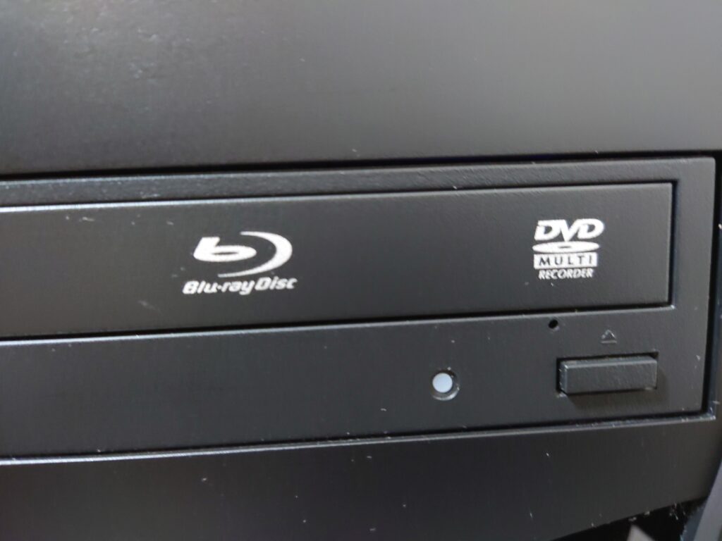 Blu-ray DiscとDVDのロゴの写真